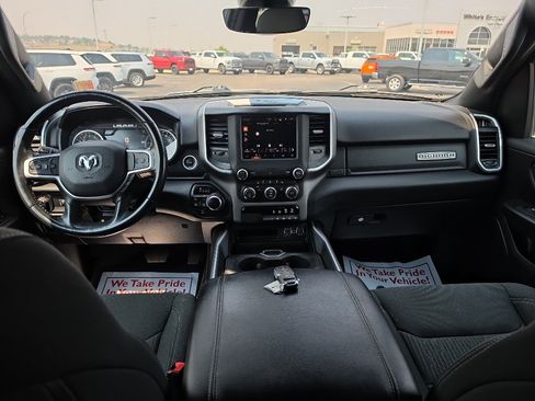 Used 2022 RAM 1500 Big Horn AWD/4WD image 15