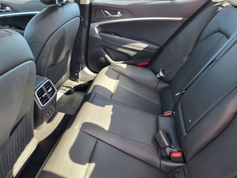 New 2026 Genesis G70 2.5T image 9