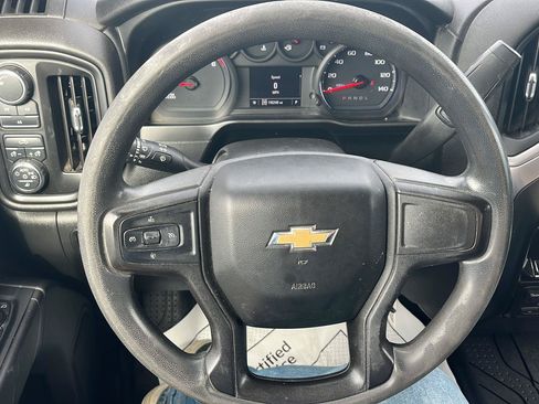 Used 2021 Chevrolet Silverado 2500 Custom w/ Custom Value Package AWD/4WD image 10