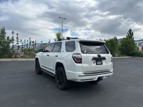 Used 2019 Toyota 4Runner Limited AWD/4WD image 6