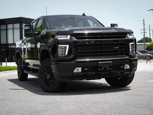 Used 2023 Chevrolet Silverado 3500 LTZ w/ LTZ Plus Package AWD/4WD image 2