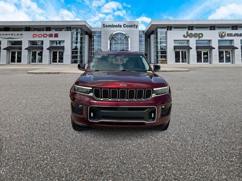 Certified 2022 Jeep Grand Cherokee L Overland RWD image 3