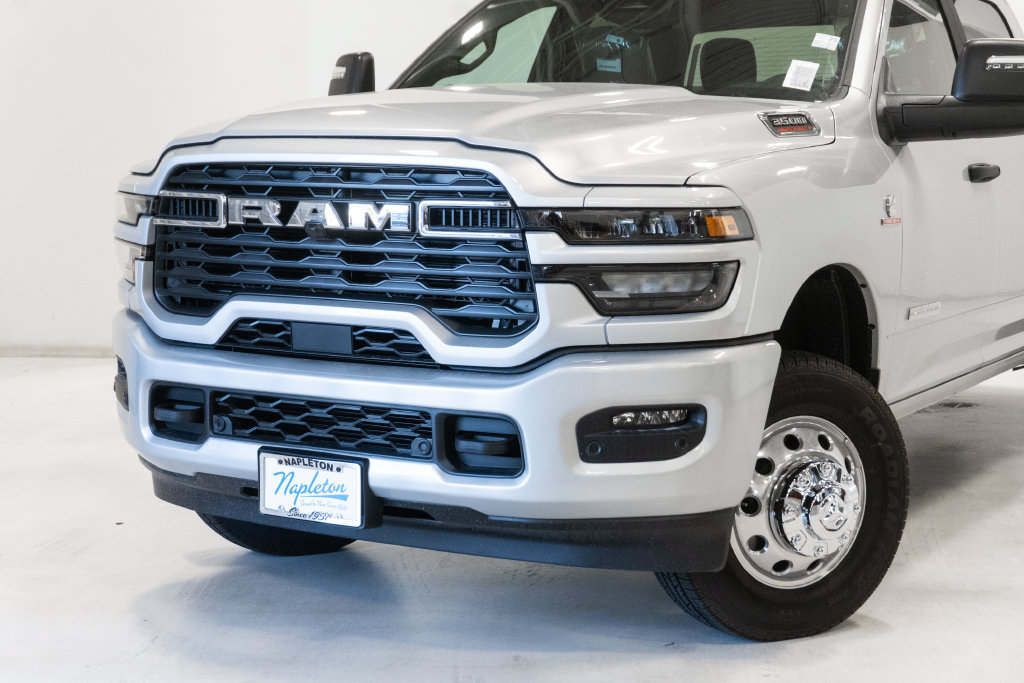 New 2027 RAM 3500 Big Horn AWD/4WD image 2