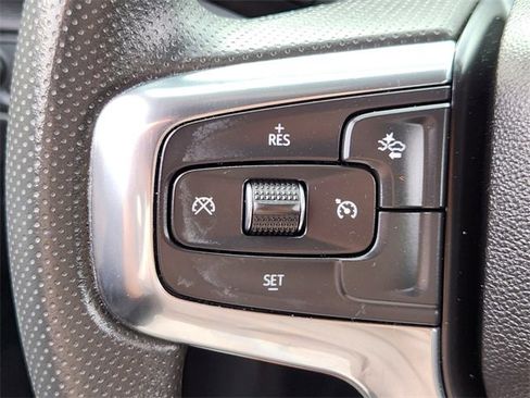 Used 2023 Chevrolet Blazer LT w/ Driver Confidence Package image 24