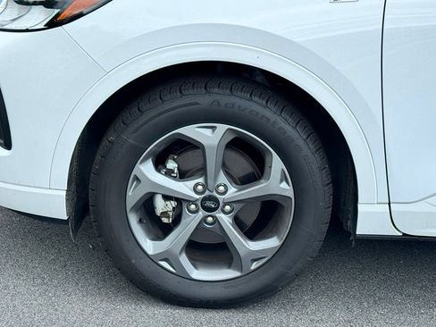 Used 2023 Ford Escape ST-Line Select AWD/4WD image 24