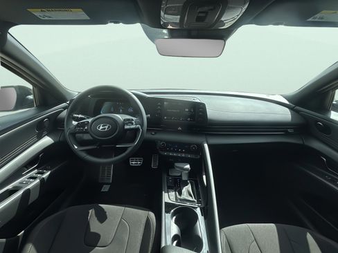 New 2026 Hyundai Elantra SEL Sport FWD image 9