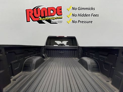 Used 2020 Chevrolet Silverado 1500 RST AWD/4WD image 16