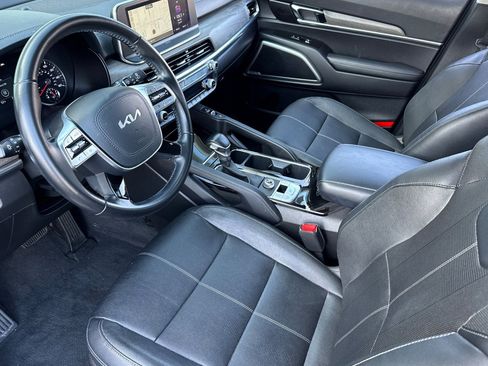 Used 2022 Kia Telluride EX image 4