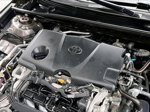 Used 2020 Toyota Camry SE FWD image 31