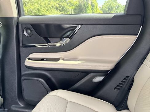 Certified 2025 Lincoln Corsair Grand Touring w/ Equipment Group 302A AWD/4WD image 15