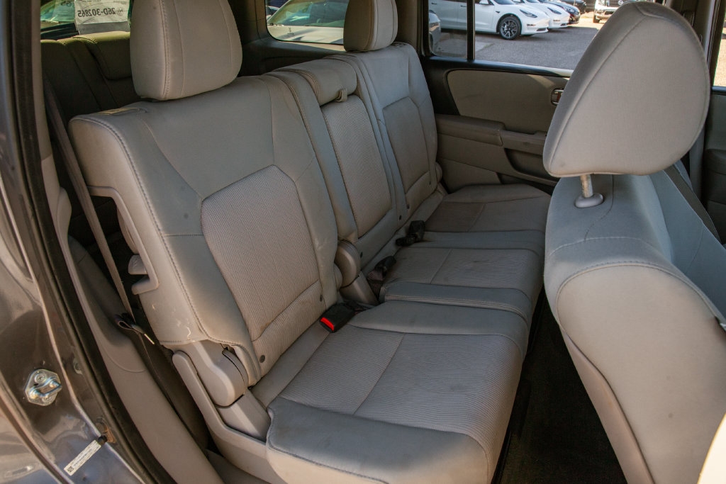 Used 2015 Honda Pilot EX image 12