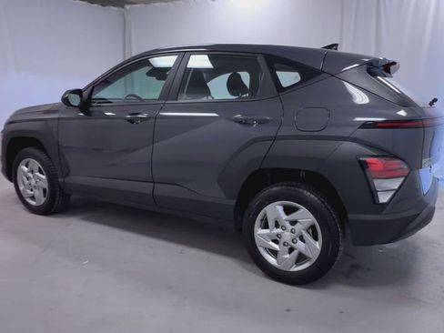 Used 2024 Hyundai Kona SE image 6