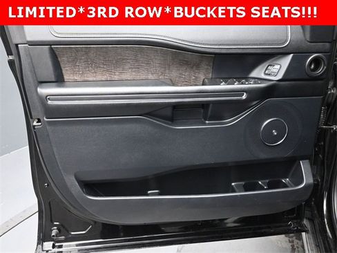 Used 2020 Ford Expedition Limited image 11