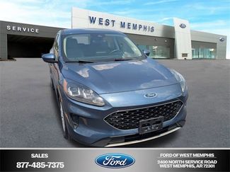 Certified 2020 Ford Escape SE image 1