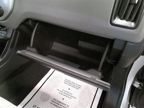 Used 2015 Chevrolet Colorado LT w/ Luxury Package image 27