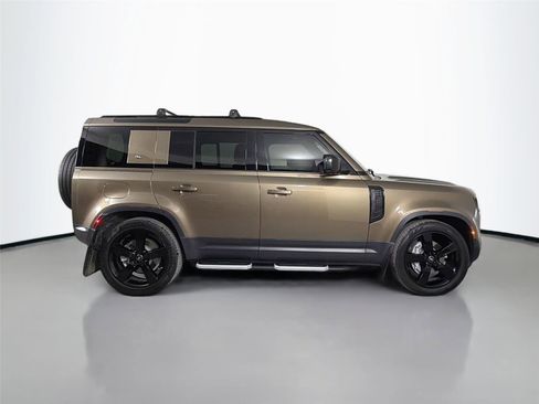Certified 2024 Land Rover Defender 110 S AWD/4WD image 4