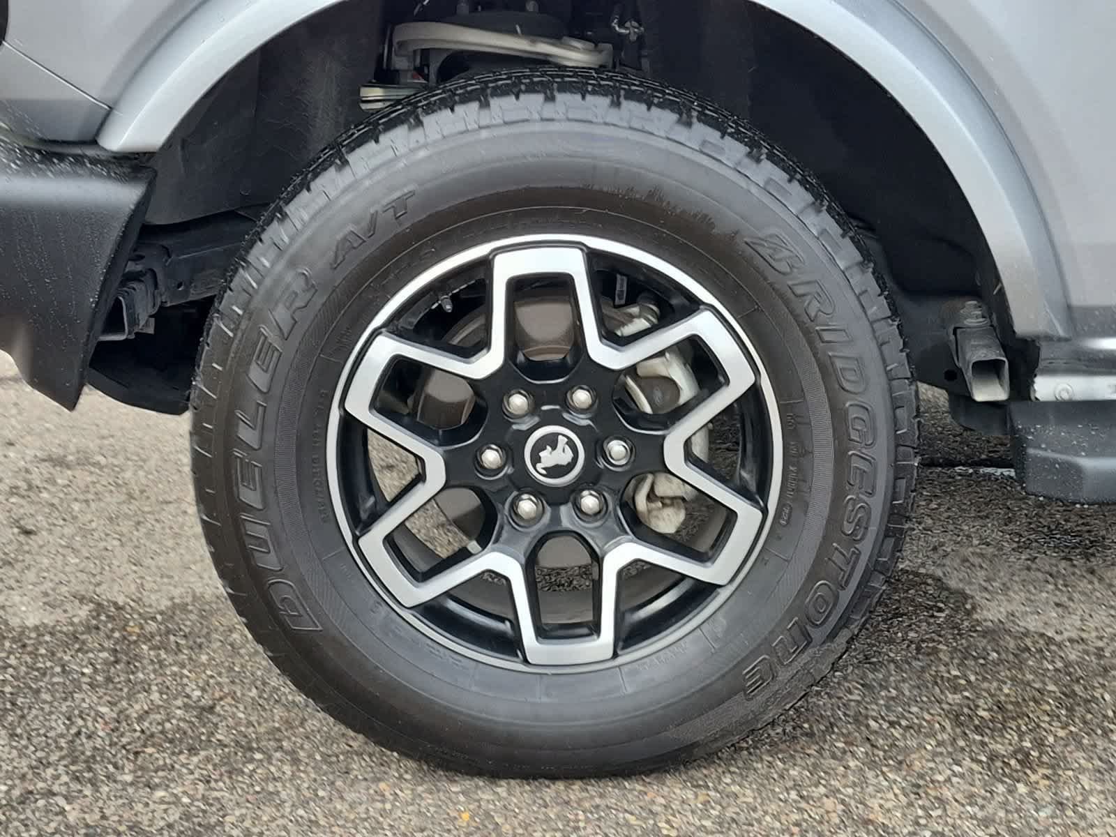 Used 2023 Ford Bronco Outer Banks AWD/4WD image 14