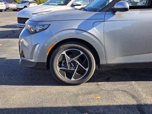 Used 2024 Kia Soul EX image 15