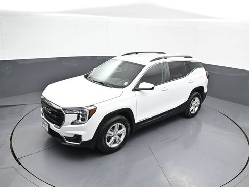 Used 2022 GMC Terrain SLE w/ Driver Convenience Package AWD/4WD image 34