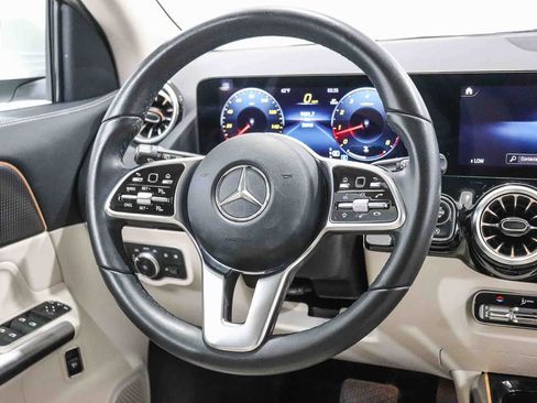 Used 2023 Mercedes-Benz GLA 250 image 15