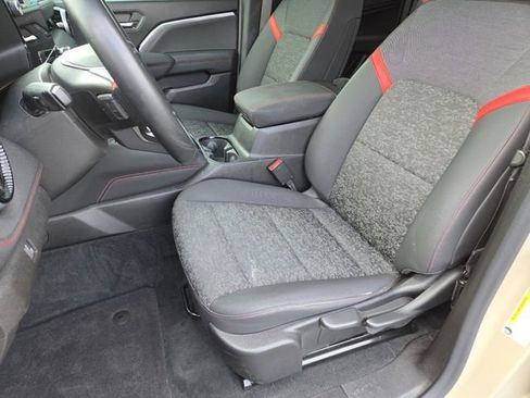 Used 2023 Chevrolet Colorado Z71 w/ Advanced Trailering Package image 30