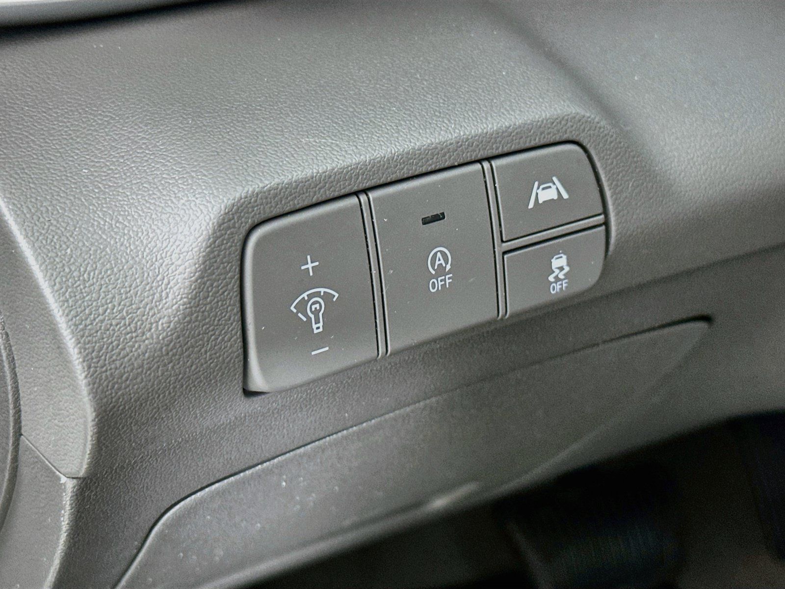 Used 2023 Hyundai Elantra SE FWD image 10