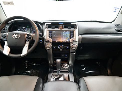 Used 2022 Toyota 4Runner SR5 Premium w/ Moonroof Package AWD/4WD image 9