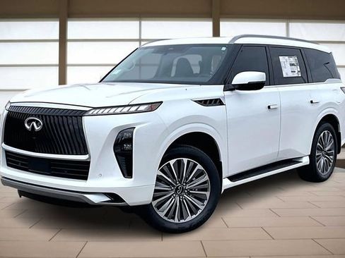 New 2026 INFINITI QX80 Luxe image 1