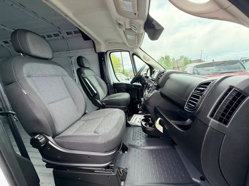 Used 2023 RAM ProMaster 1500 FWD image 23