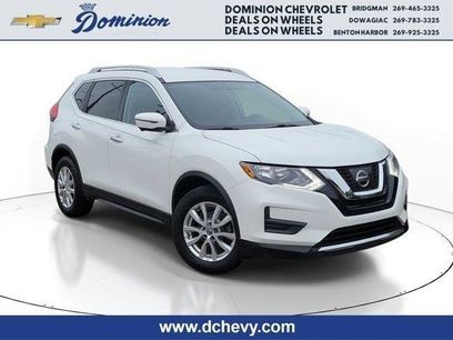 Used 2017 Nissan Rogue SV w/ SV Premium Package