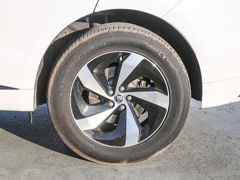 Used 2024 Jaguar F-PACE R-Dynamic S image 12