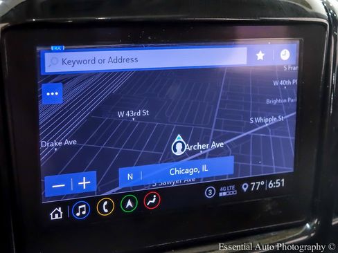 Used 2021 Chevrolet Traverse Premier AWD/4WD image 23