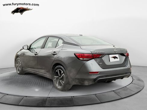 Used 2024 Nissan Sentra SV image 5