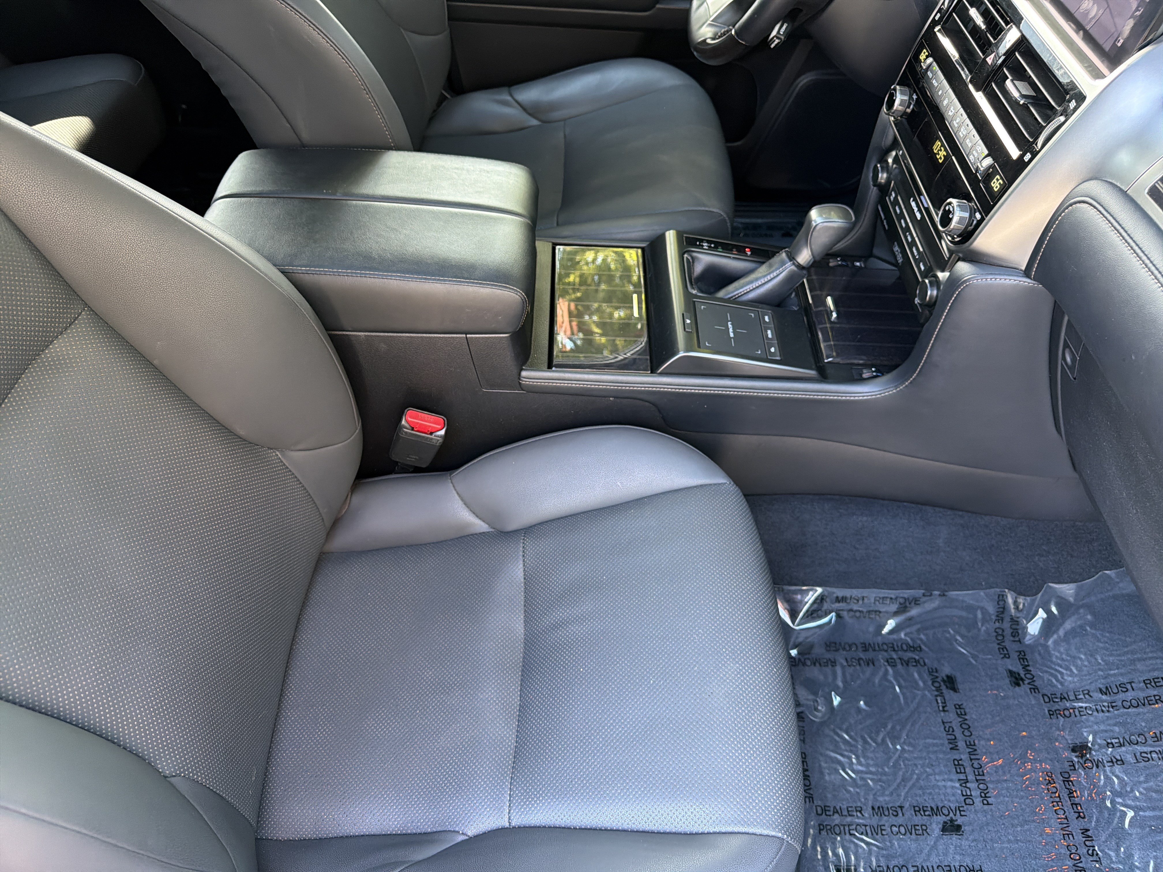 Used 2022 Lexus GX 460 Premium w/ Accessory Package AWD/4WD image 42