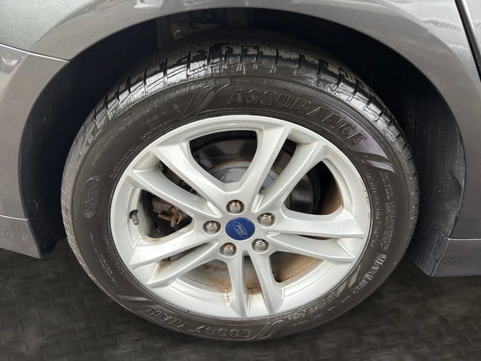 Used 2018 Ford Fusion SE w/ Fusion SE Technology Package FWD image 37