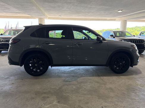 Used 2024 Honda HR-V Sport image 7