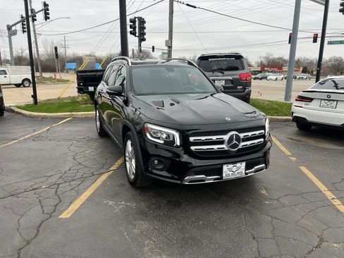 Used 2021 Mercedes-Benz GLB 250 4MATIC image 6