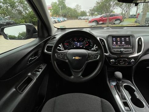 Used 2023 Chevrolet Equinox LT FWD image 12