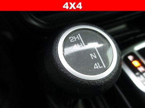 Used 2018 Jeep Wrangler Unlimited Sahara w/ Cold Weather Group image 25