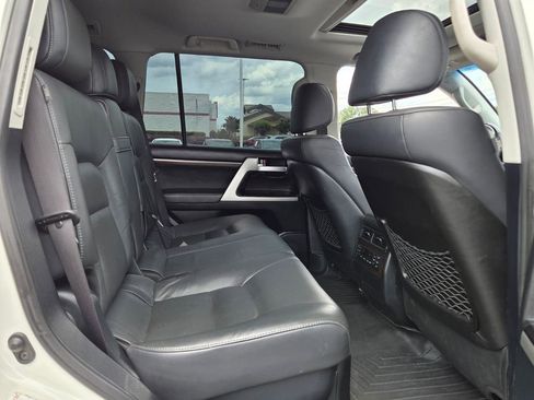 Used 2019 Toyota Land Cruiser AWD/4WD image 16