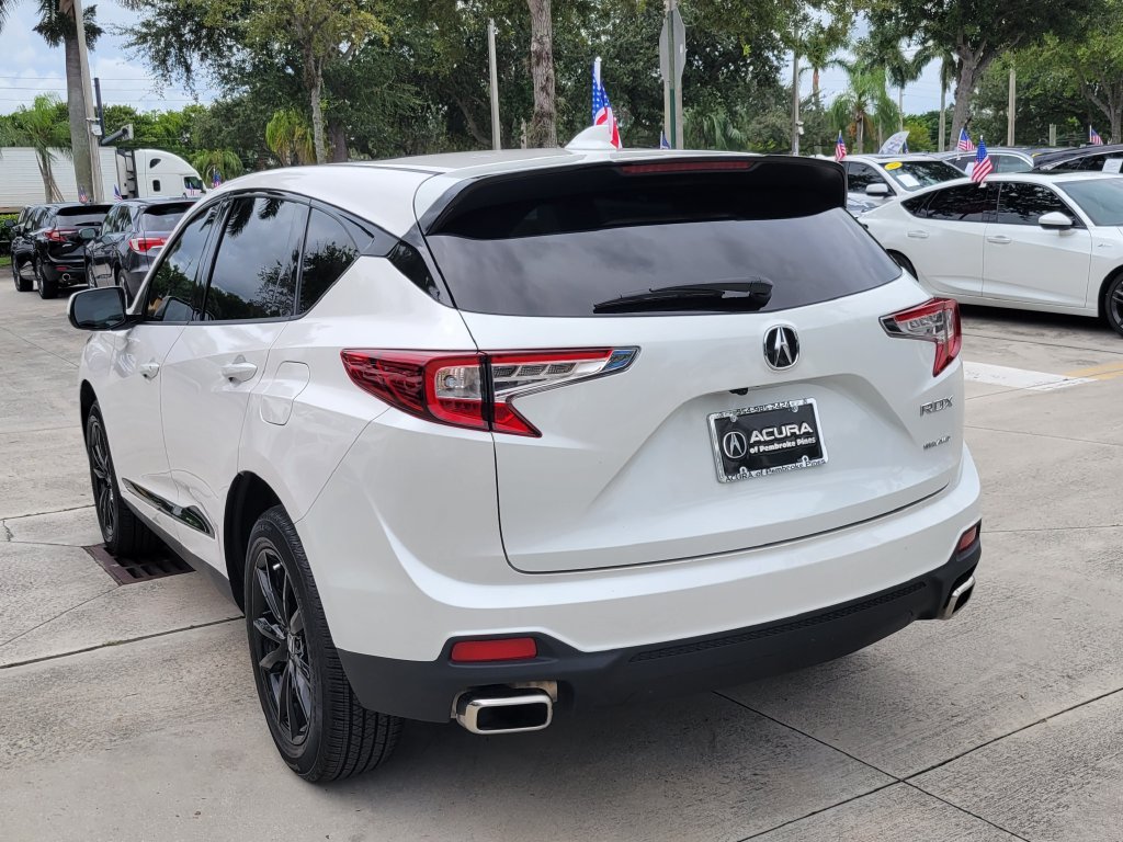 Used 2025 Acura RDX SH-AWD image 5