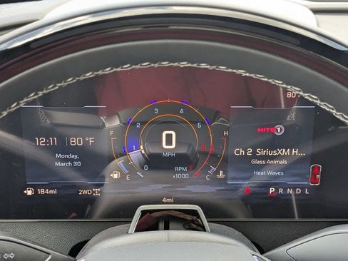New 2026 Chevrolet Traverse Z71 w/ Enhanced Driving Package AWD/4WD image 25