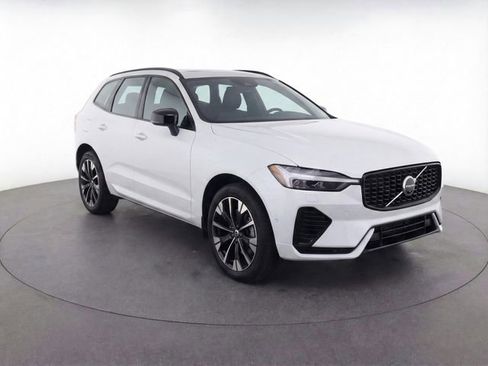 New 2026 Volvo XC60 B5 Plus w/ Protection Package Premier image 30
