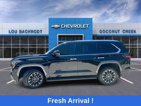 Used 2024 Toyota Sequoia Limited AWD/4WD image 5