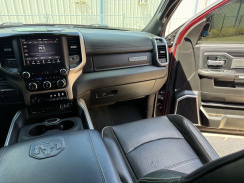 Used 2019 RAM 2500 Laramie AWD/4WD image 28