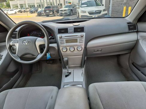 Used 2011 Toyota Camry LE w/ LE Extra-Value Pkg FWD image 15