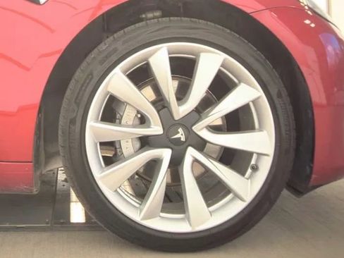 Used 2018 Tesla Model 3 Long Range image 5