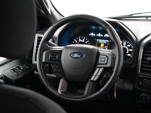 Used 2018 Ford F150 XLT w/ Equipment Group 302A Luxury AWD/4WD image 16