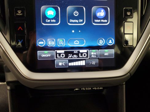 Used 2025 Subaru Crosstrek 2.0i Premium w/ Crosstrek Mirror Package image 19