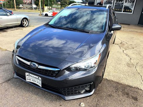 Used 2023 Subaru Impreza 2.0i Premium image 5